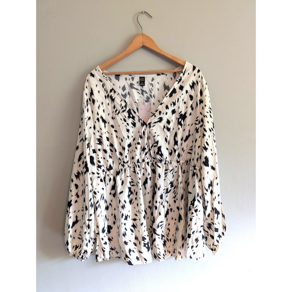 NWT Emery Rose 3XL Flowy Blouse Tunic Balloon Arm Career Office Abstract Animal